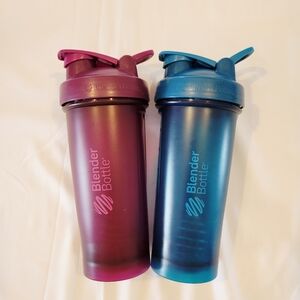 BlenderBottle Classic V2 Shaker Bottle Set With Straws | 28oz.| Plum and Teal